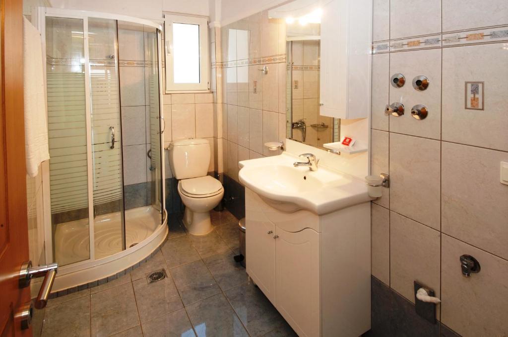 Mari-Christi Apartments Poros  Habitación foto